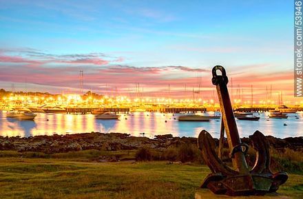 Colors of the sunset at the port of Punta del Este - Punta del Este and its near resorts - URUGUAY. Photo #53946