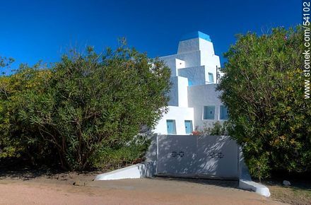 José Ignacio seaside resort. White house. - Punta del Este and its near resorts - URUGUAY. Photo #54102