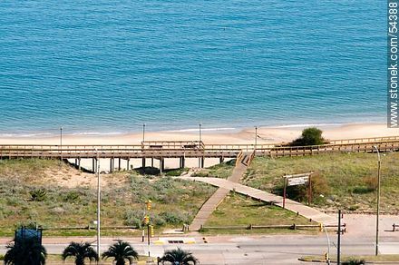 Boardwalk in Playa Mansa. - Punta del Este and its near resorts - URUGUAY. Photo #54388