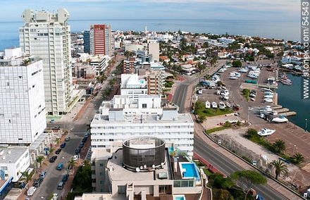 Avenida Gorlero, torre Fontemar, rambla Artigas y puerto de Punta del Este - Punta del Este y balnearios cercanos - URUGUAY. Foto No. 54543