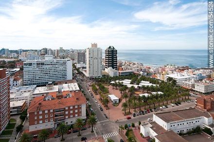 Plaza building, Artigas square and Playas Mansa and Brava beaches. - Punta del Este and its near resorts - URUGUAY. Photo #54524
