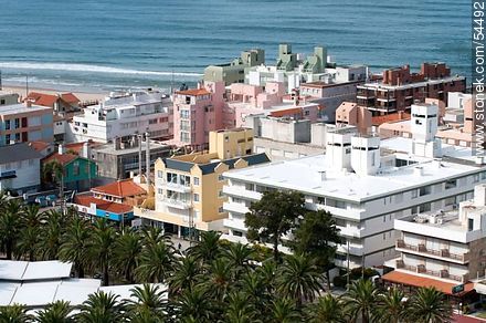 Buildings at  24th and 25th streets. Playa El Emir. - Punta del Este and its near resorts - URUGUAY. Photo #54492