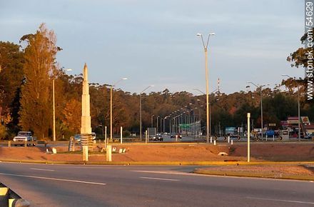 Roundabout routes 12 and Interbalnearia - Punta del Este and its near resorts - URUGUAY. Photo #54629
