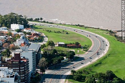 Curve of Rambla Armenia Avenue. - Department of Montevideo - URUGUAY. Photo #54814