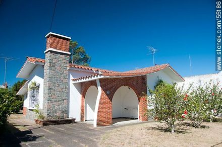 Casa de la calle Reconquista y Celedonio Rojas - Departamento de Maldonado - URUGUAY. Foto No. 55186
