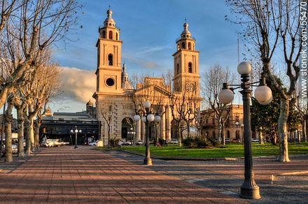 Catedral de San José al atardecer. - Departamento de San José - URUGUAY. Foto No. 55470