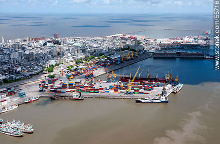 Muelles de carga - Departamento de Montevideo - URUGUAY. Foto No. 55716
