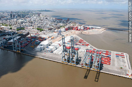 Gantry cranes and container yard of Terminal Cuenca del Plata. Aerial view. - Department of Montevideo - URUGUAY. Photo #55741