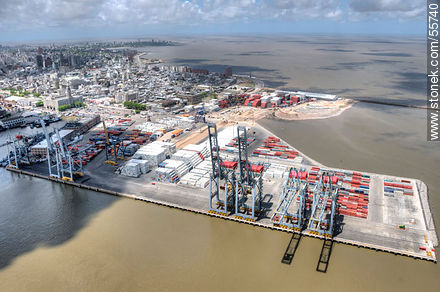 Gantry cranes and container yard of Terminal Cuenca del Plata. Aerial view. - Department of Montevideo - URUGUAY. Photo #55740
