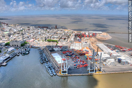 Naves de la Armada y playa de contenedores de TCP - Departamento de Montevideo - URUGUAY. Foto No. 55748
