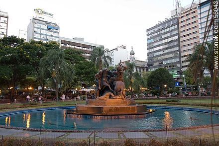 Monument to Entrevero in Plaza Fabini - Department of Montevideo - URUGUAY. Photo #56043