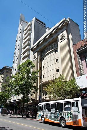 18 de Julio. Sala Zitarrosa. - Department of Montevideo - URUGUAY. Photo #56072