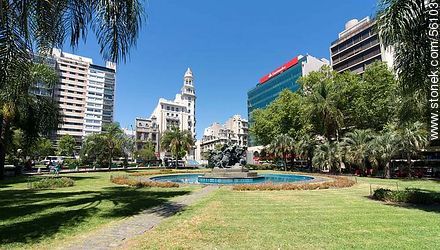 Plaza Fabini. - Departamento de Montevideo - URUGUAY. Foto No. 56103