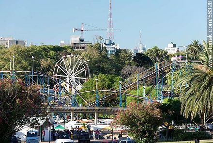 Ferris wheel and roller coaster - Department of Montevideo - URUGUAY. Photo #56328