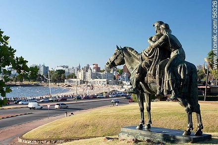 Monument Nuevos Rumbos of José Belloni - Department of Montevideo - URUGUAY. Photo #56326