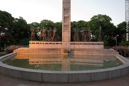Monument and fountain, tribute to Jose Enrique Rodo - Department of Montevideo - URUGUAY. Photo #56281