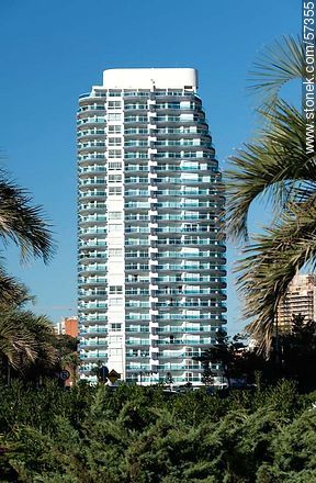 Alexander Condominium - Punta del Este and its near resorts - URUGUAY. Photo #57355