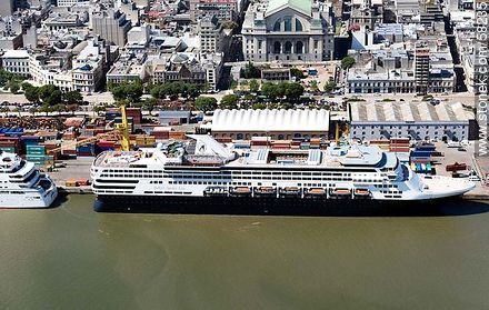 Aerial view of a cruise ship docked in the port of Montevideo. Banco de la República. - Department of Montevideo - URUGUAY. Photo #58235