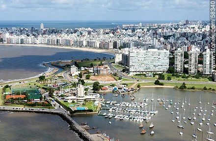 Vista aérea del Puerto del Buceo, Yatch Club, edificio Panamericano, playa Pocitos - Departamento de Montevideo - URUGUAY. Foto No. 58340