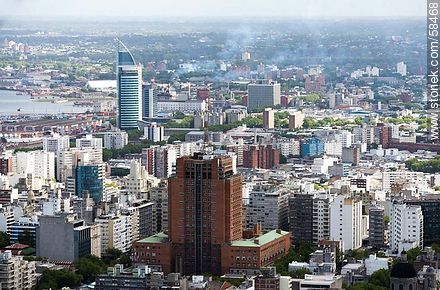 Vista aérea de la IMM, torres de los Profesionales y de Antel - Departamento de Montevideo - URUGUAY. Foto No. 58468