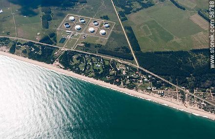 Aerial view of Route 10. ANCAP Plant in Jose Ignacio and luxurious residences. - Punta del Este and its near resorts - URUGUAY. Photo #58788