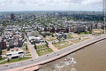 Aerial view of the Rambla Argentina, Calle La Cumparsita. Embassy of Germany. Postal Union - Department of Montevideo - URUGUAY. Photo #59055