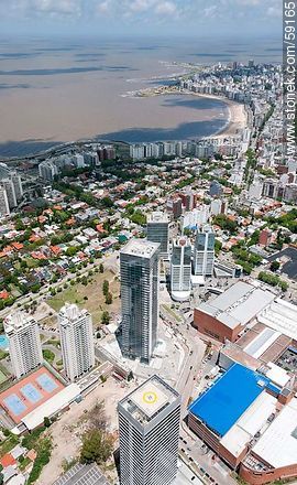 Vista aérea del microcentro Buceo y Pocitos - Departamento de Montevideo - URUGUAY. Foto No. 59165
