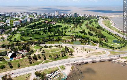 Vista aérea del Club de Golf, Teatro de Verano y las canteras - Departamento de Montevideo - URUGUAY. Foto No. 59304