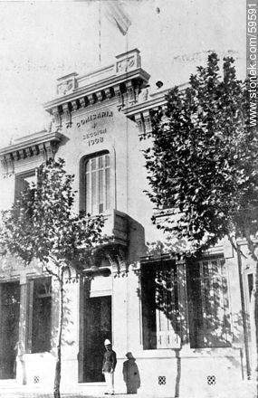 Comisaría 4 de Policía, 1909 - Departamento de Montevideo - URUGUAY. Foto No. 59591