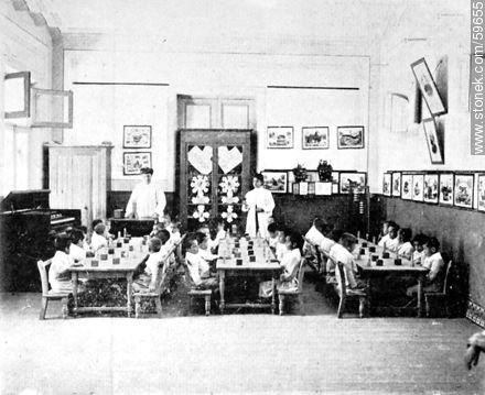 Asilo de Expósitos y Huérfanos. 1909 - Departamento de Montevideo - URUGUAY. Foto No. 59655