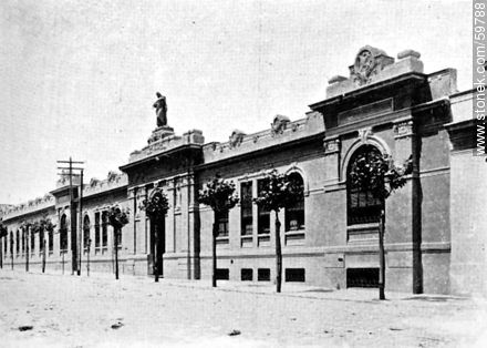 Asilo de Expósitos y Huérfanos, 1910. La enfermería. - Departamento de Montevideo - URUGUAY. Foto No. 59788