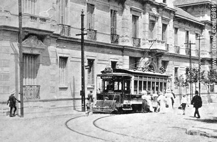 Hotel de los Pocitos, 1910. Tram 31 from Pocitos to Aduana - Department of Montevideo - URUGUAY. Photo #59819