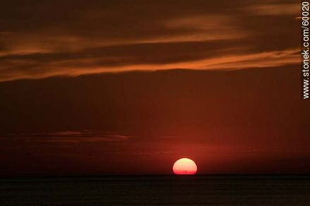 Sunset at sea - Punta del Este and its near resorts - URUGUAY. Photo #60020