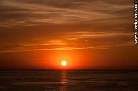 Sunset at sea - Punta del Este and its near resorts - URUGUAY. Photo #60021