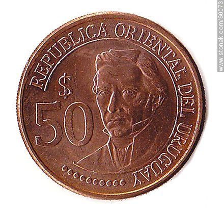Front 50 pesos coin commemorating the 