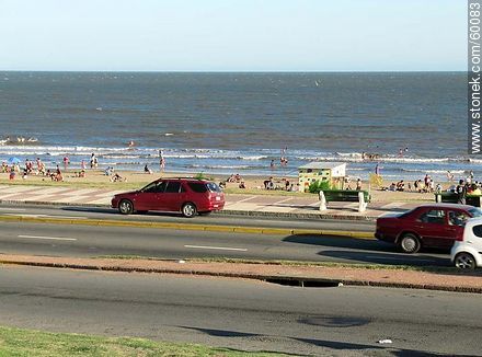 Rambla Rep. de Chile frente a la playa del Buceo - Departamento de Montevideo - URUGUAY. Foto No. 60083