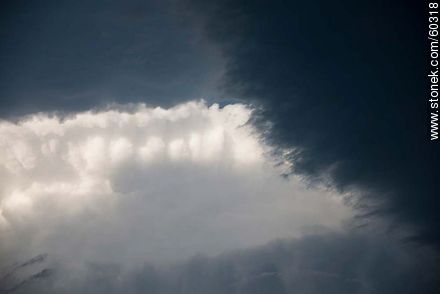 Nubes de tormenta -  - IMÁGENES VARIAS. Foto No. 60318