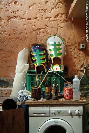 Paint for masks - Department of Montevideo - URUGUAY. Photo #60562