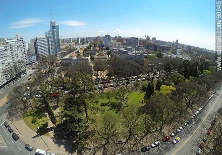 Foto aérea del Parque Batlle entre Lord Canning y Dr. Luis Morquio - Departamento de Montevideo - URUGUAY. Foto No. 60945
