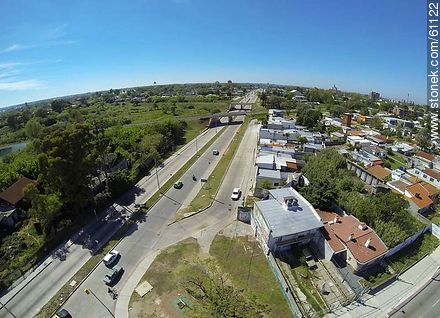Vista aérea del Bulevar Batlle y Ordóñez - Departamento de Montevideo - URUGUAY. Foto No. 61122