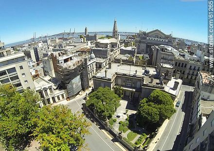 Foto aérea del Palacio Taranco - Departamento de Montevideo - URUGUAY. Foto No. 61265