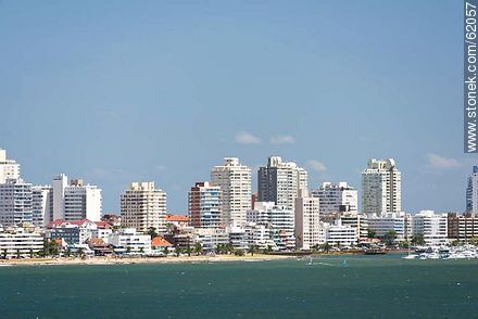 Towers of the Peninsula from afar - Punta del Este and its near resorts - URUGUAY. Photo #62057