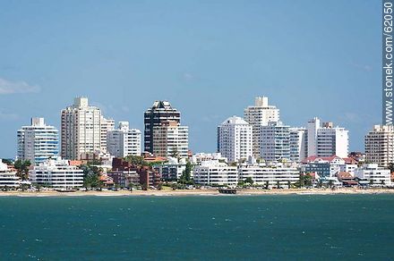 Towers of the Peninsula from afar - Punta del Este and its near resorts - URUGUAY. Photo #62050