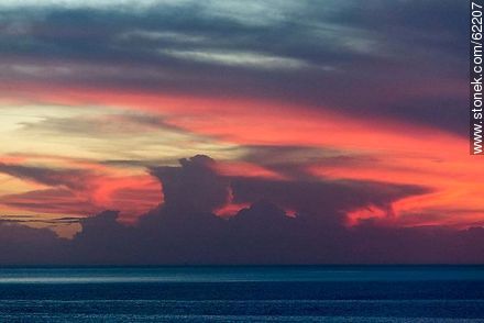 Sunset on the beach - Department of Maldonado - URUGUAY. Photo #62207