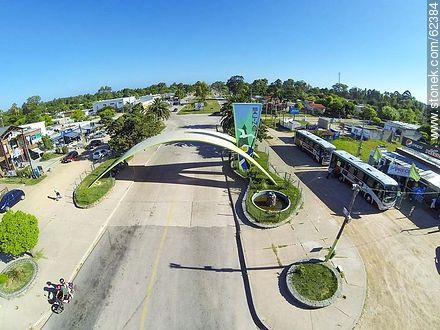 Aerial photo of the arch of the Avenida Julieta - Department of Canelones - URUGUAY. Photo #62384