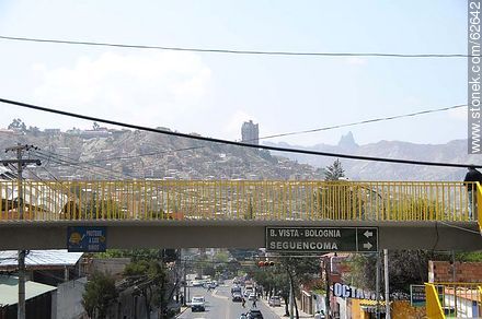 Pedestrian bridge over Avenida Hernando Siles - Bolivia - Others in SOUTH AMERICA. Photo #62642