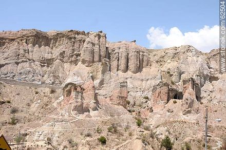 Caminos entre las pendientes del terreno sedimentario - Bolivia - Otros AMÉRICA del SUR. Foto No. 62504