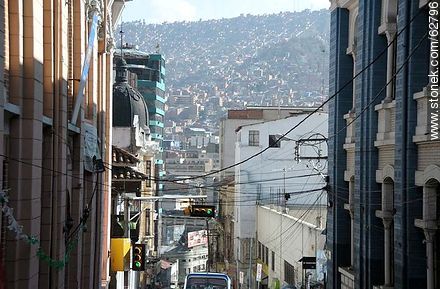 Antiguas fachadas conservadas en la calle Genaro Sanjines - Bolivia - Otros AMÉRICA del SUR. Foto No. 62796