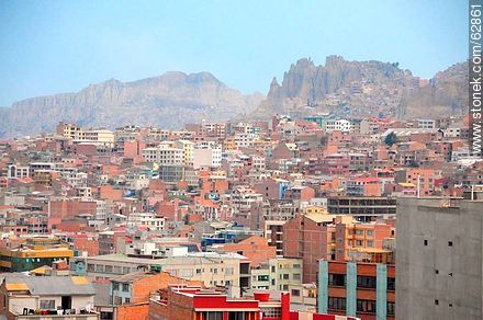 Vista de edificios, montañas, casas - Bolivia - Otros AMÉRICA del SUR. Foto No. 62861