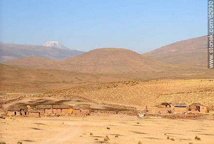 Village on Route 4. Parinacota volcano - Bolivia - Others in SOUTH AMERICA. Photo #62930